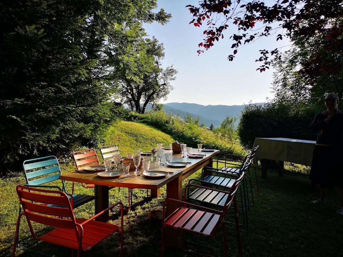 Maison Le Rozet Les Gras 外观 照片