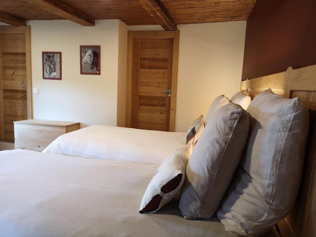Maison Le Rozet Les Gras 外观 照片
