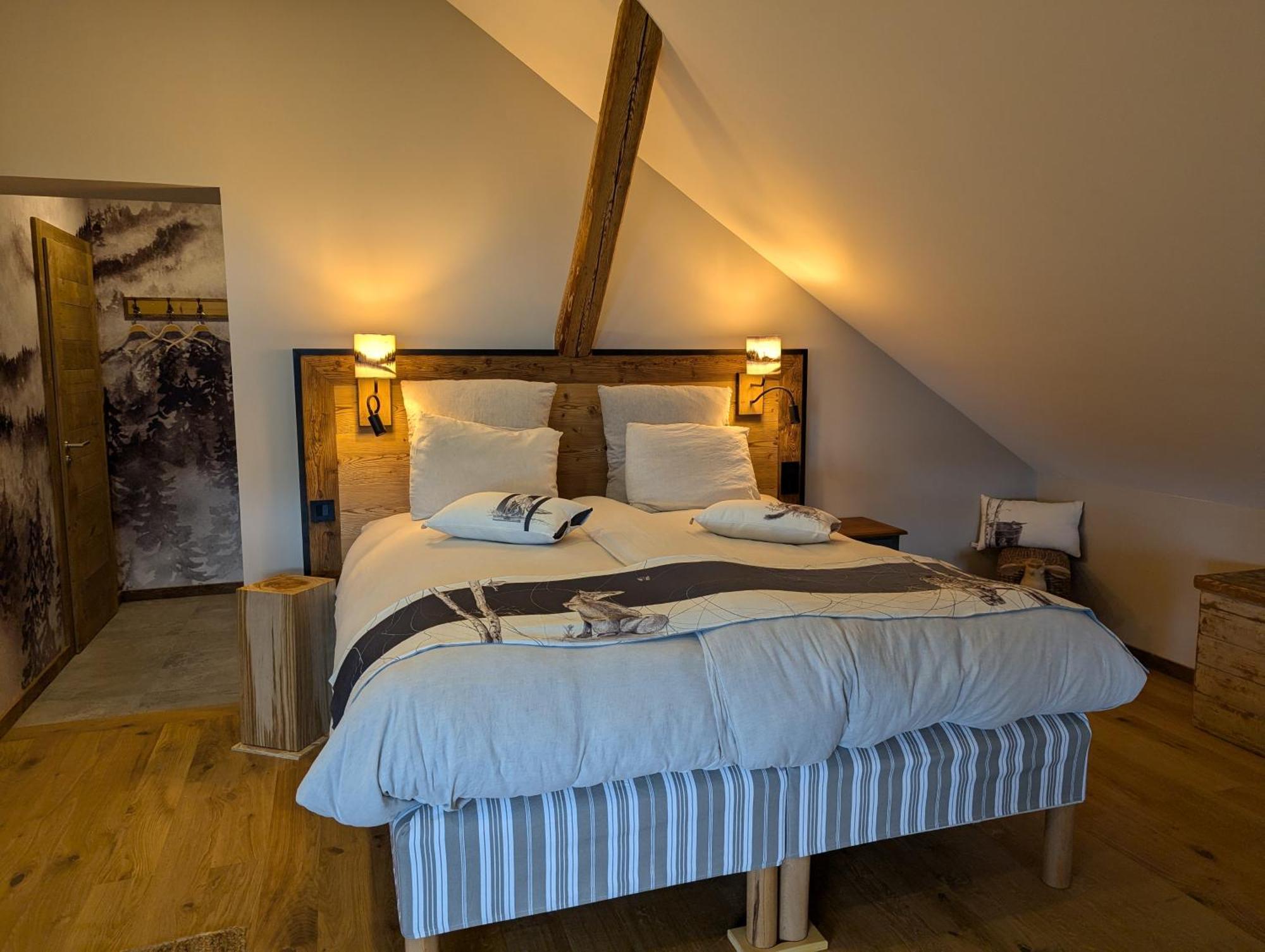 Maison Le Rozet Les Gras 外观 照片